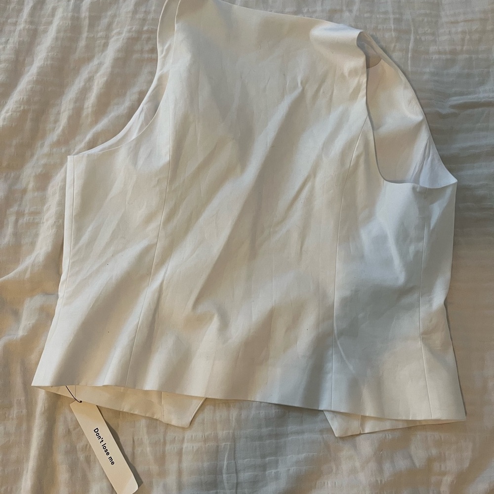 Reformation White Sleeveless Button-Front Vest - Picture 4 of 4